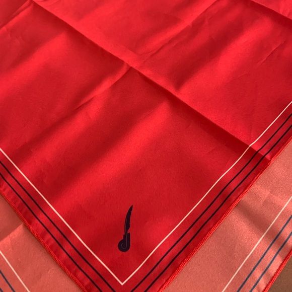 Beautiful scarf - Picture 4 of 8